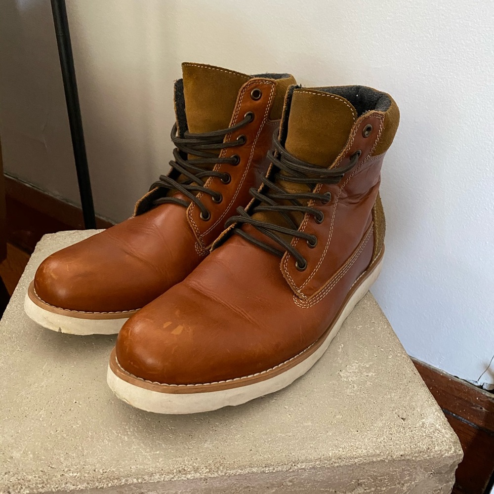 Men’s brown boots from Express